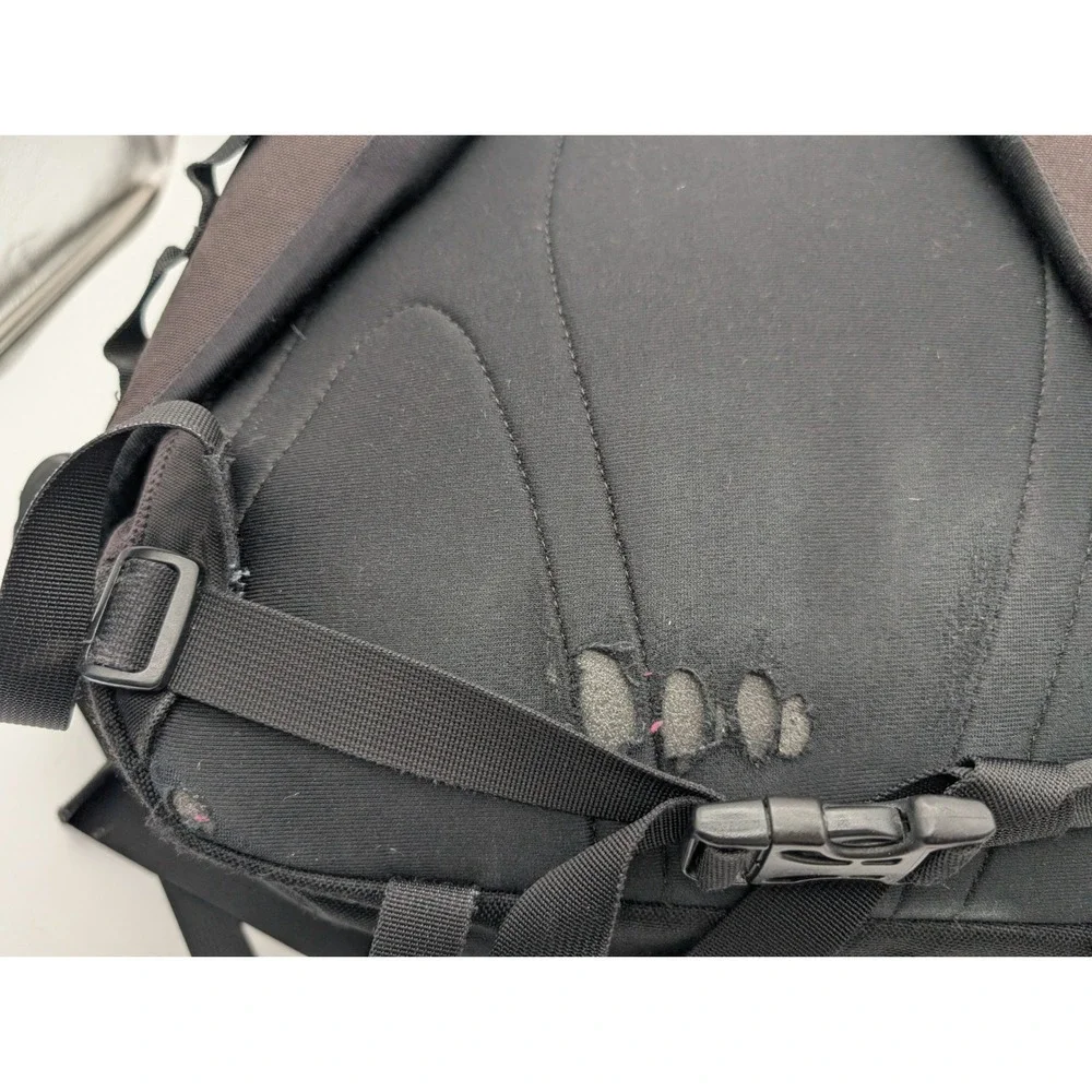 The North Face Heckler Backpack Black Outdoor Hiking Daypack Bag READ!